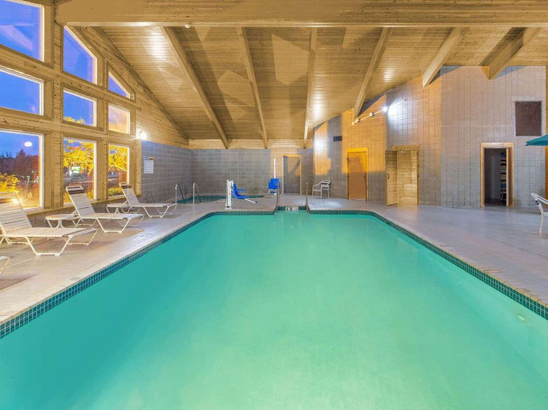 AmericInn by Wyndham Rhinelander主图