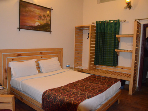 Sparrow Hotels主图