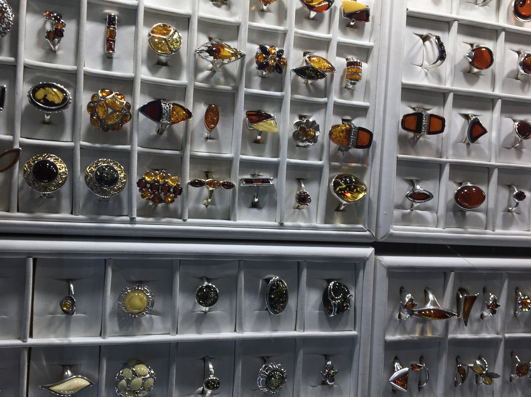 Sun Stone Amber Gallery-格但斯克必去景点