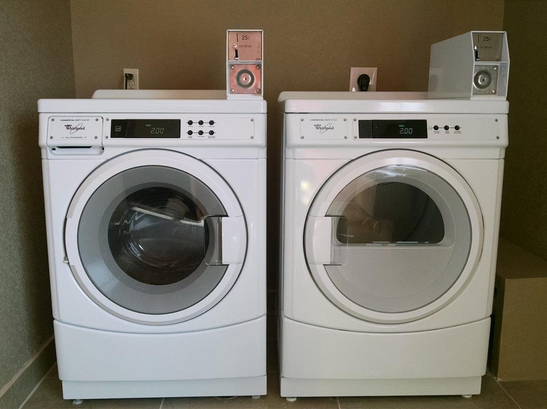 Best Western Plus Flatonia Inn主图