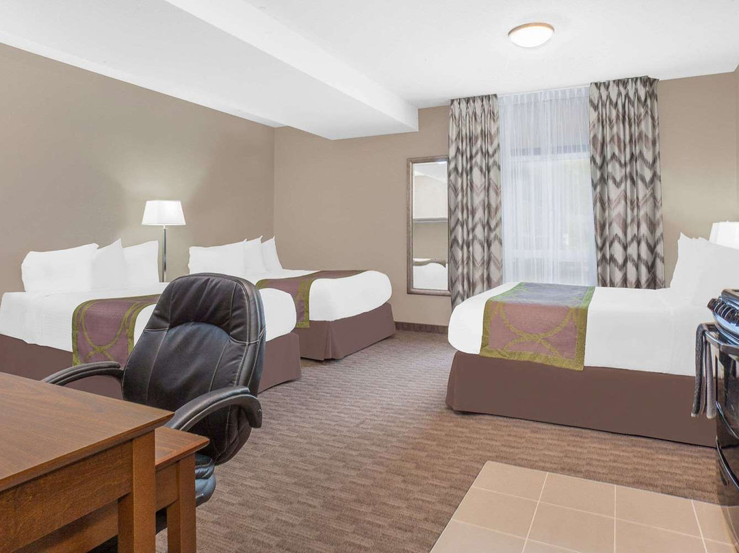 Super 8 by Wyndham Athabasca AB主图