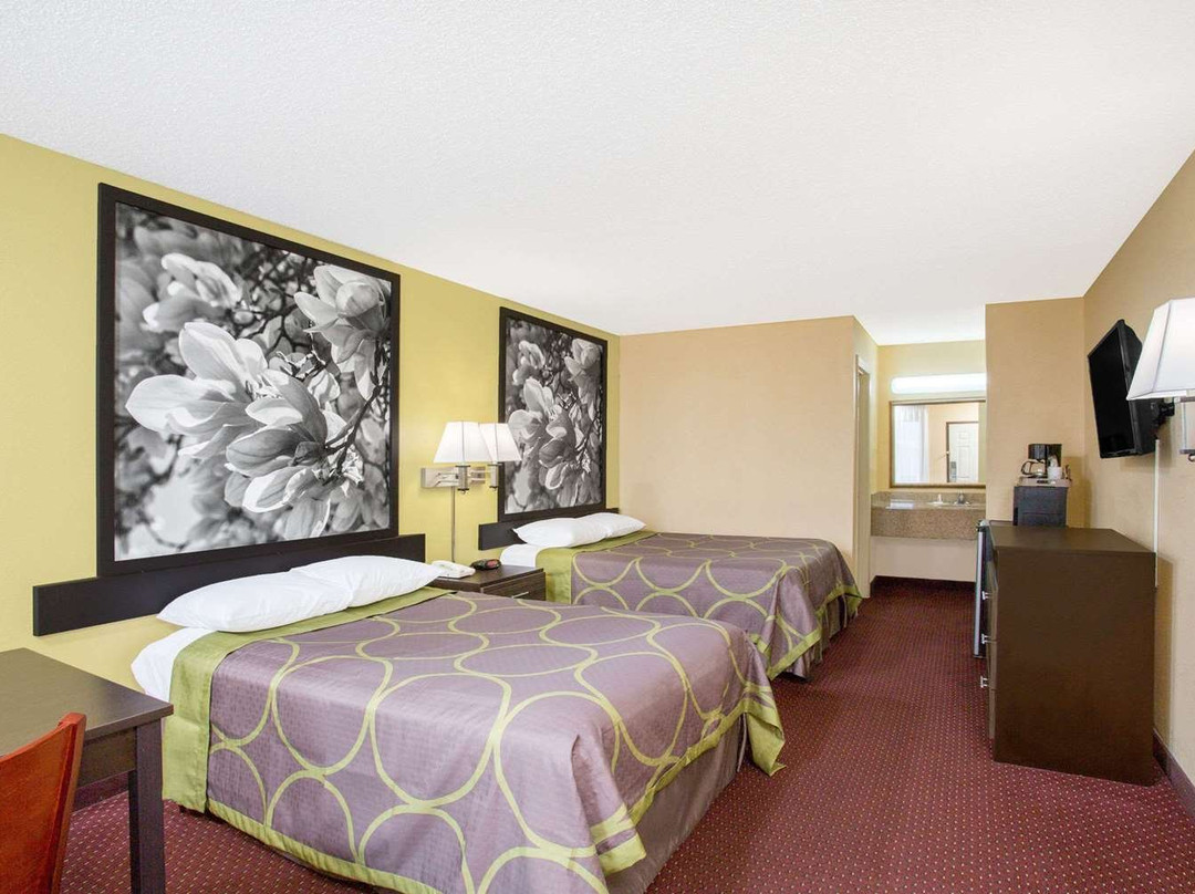 Super 8 by Wyndham Sumter主图