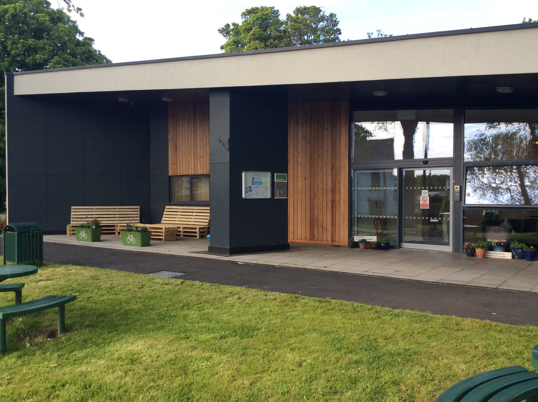 Neston Community Youth Centre-Neston必去景点