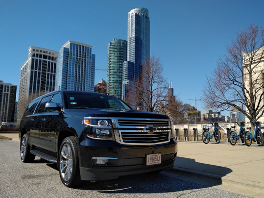 Elevated Black Car & Chauffeur Service-芝加哥必去景点