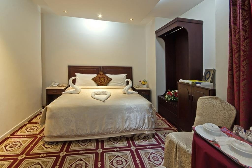 萨拉姆迪亚尔银色酒店主图