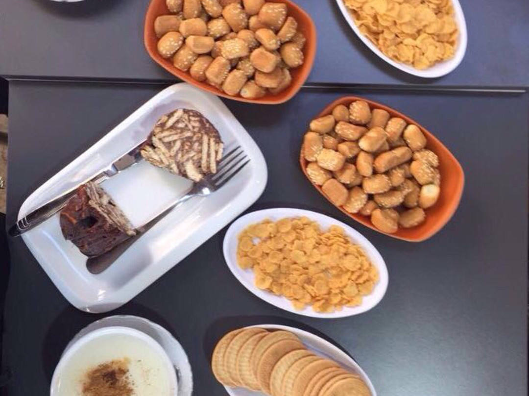 Ehden餐馆和美食-Aayrout Cafe