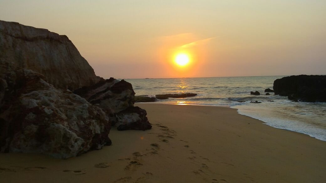 Maimba Beach景点图片