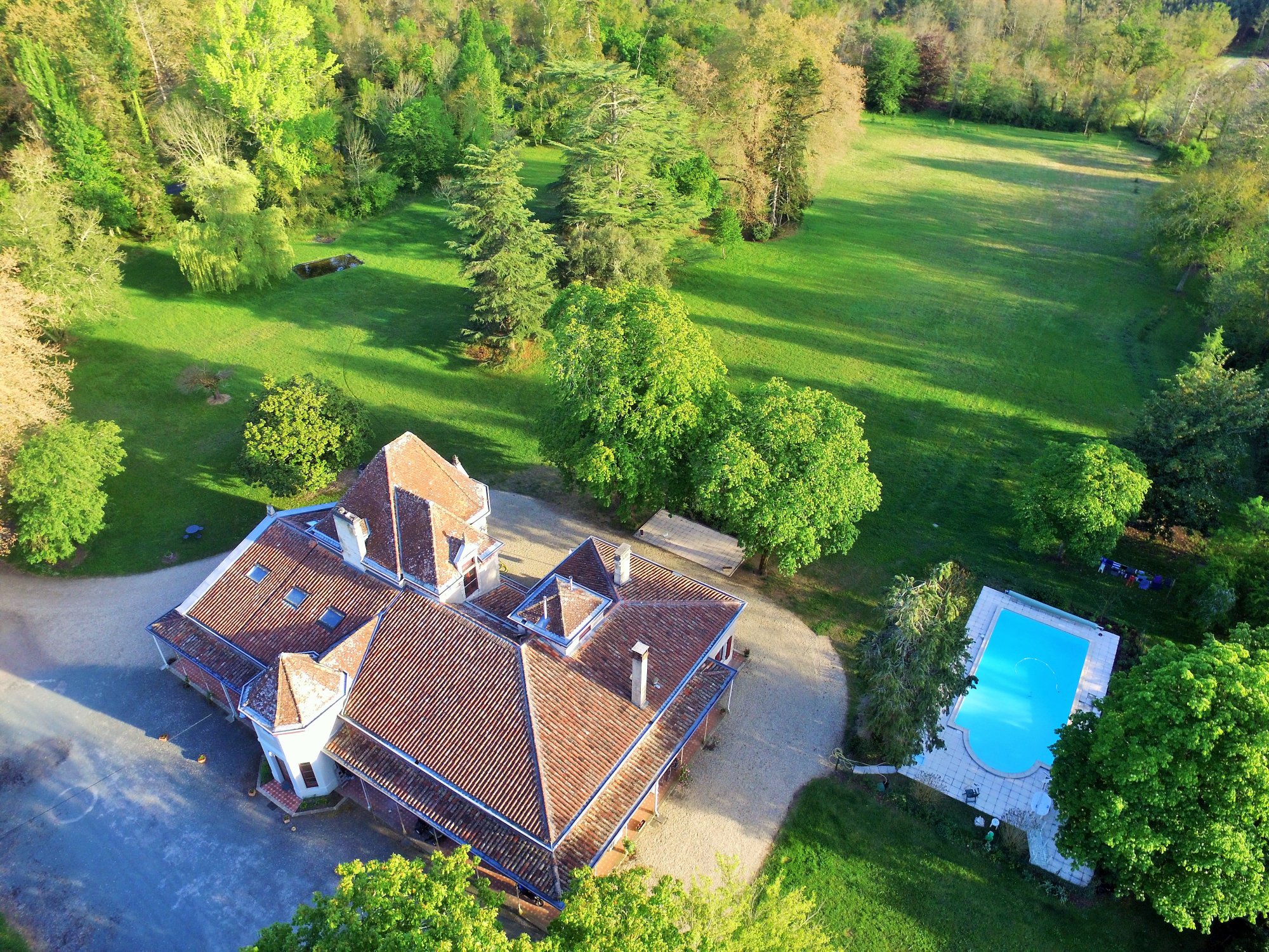 Les Luz Chambres d'hôtes - Bed and Breakfast-官方