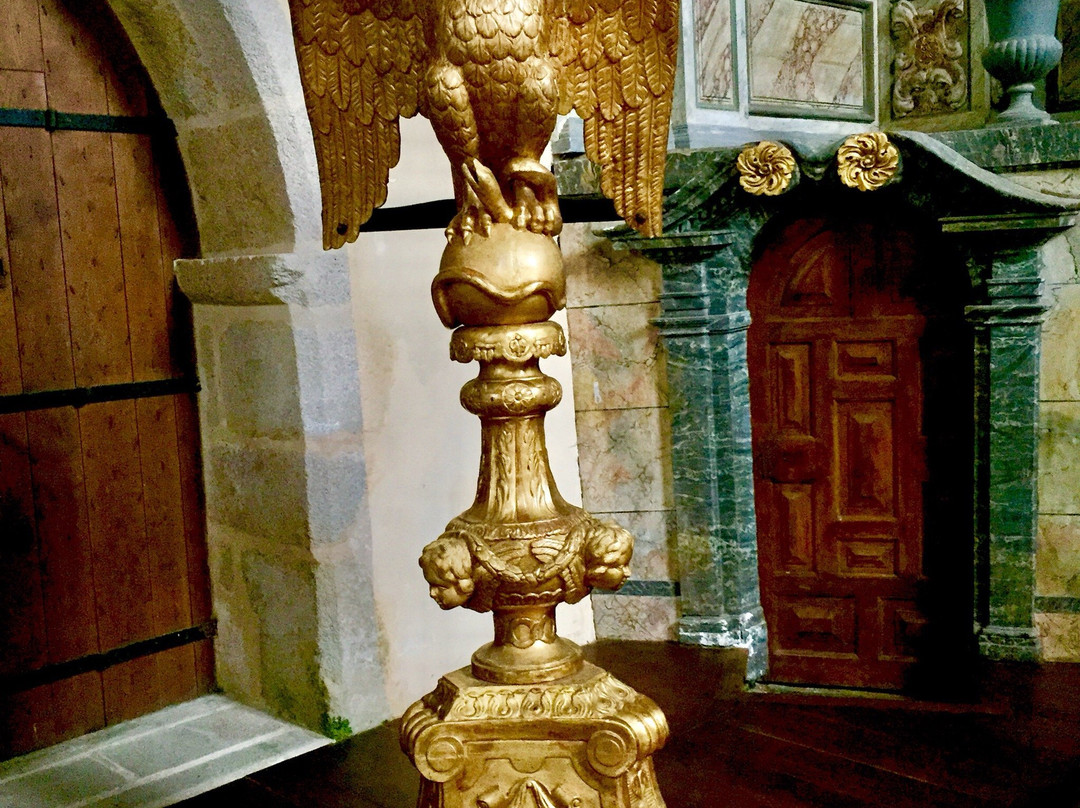 Eglise Saint-Hilaire-Mortemart必去景点