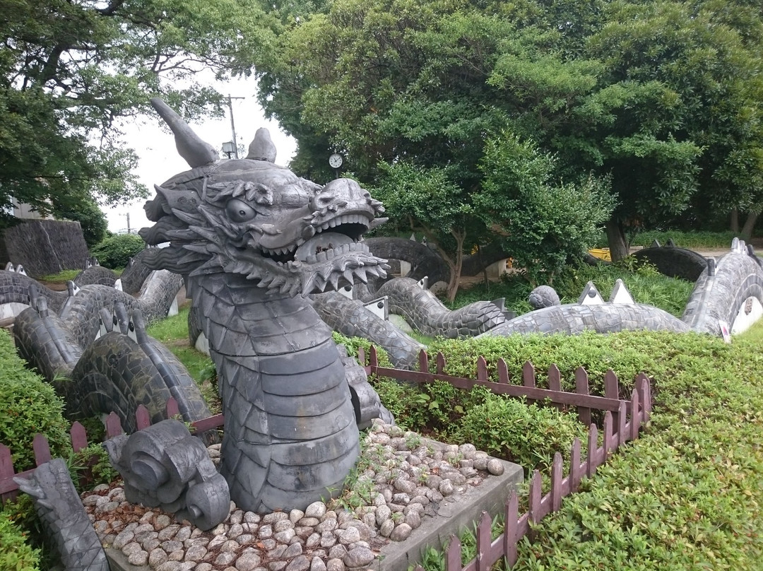 Giant Dragon of Takabire Park-高滨市必去景点