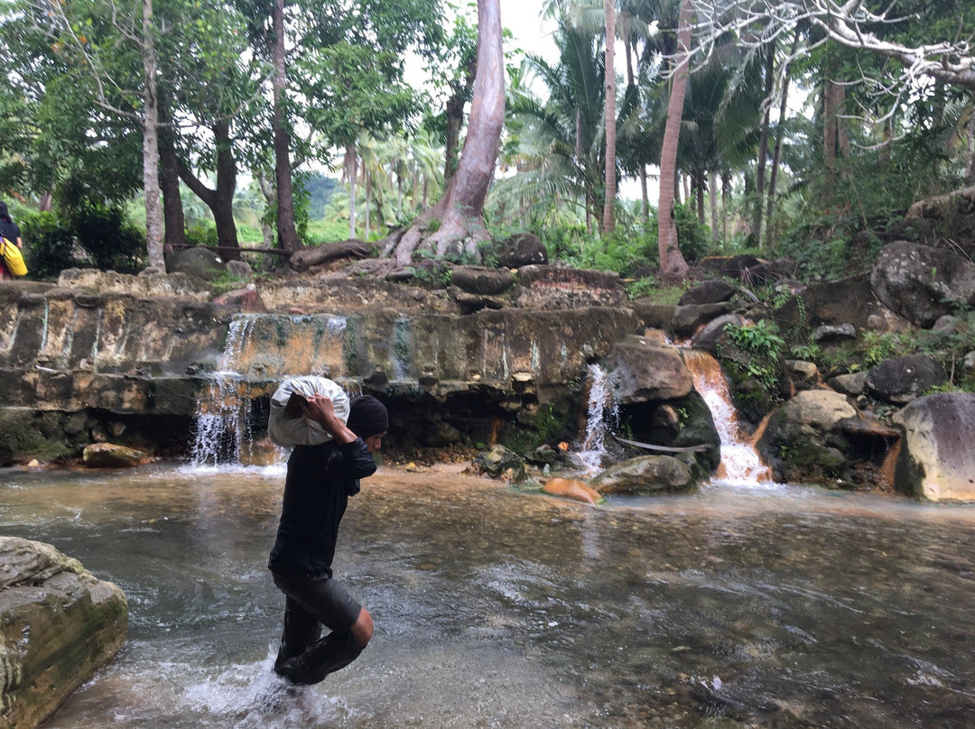 Mainit Hot Spring-比利兰岛必去景点