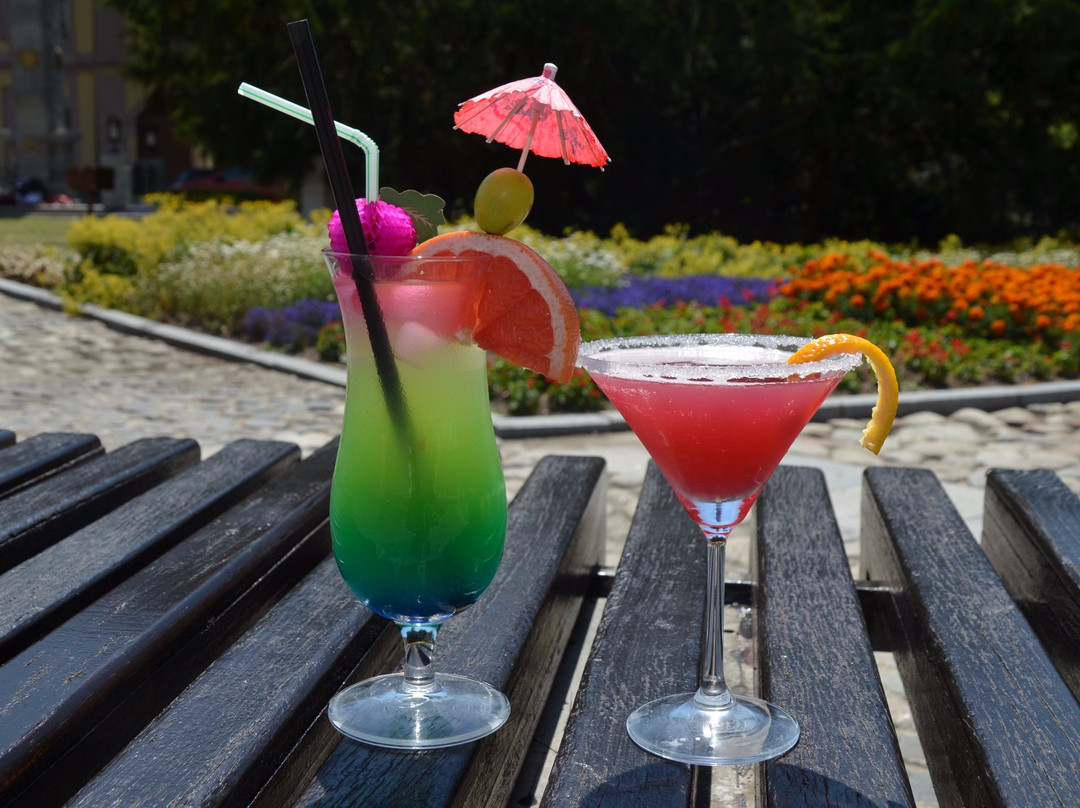 Barbados cocktail cafe-Liptovsky Mikulas必去景点