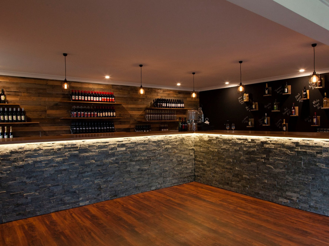 Nymboida旅游景点-Two Tails Wines