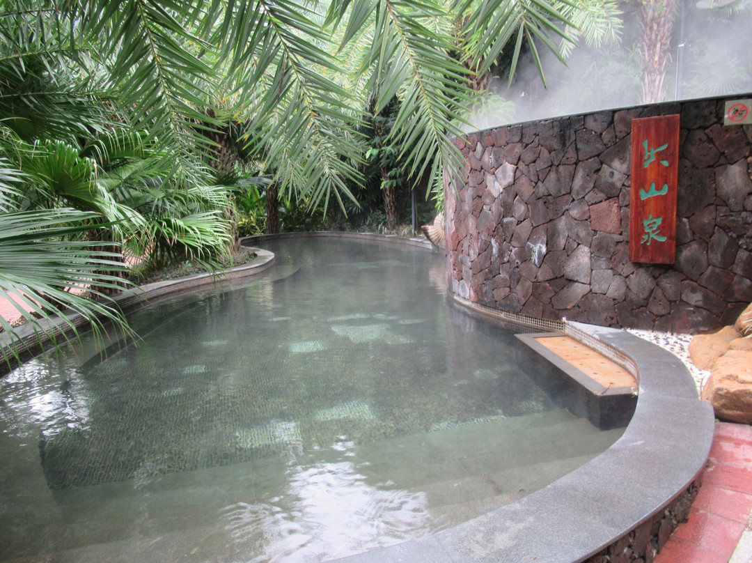 天子温泉旅游度假区珑泊湾大酒店主图