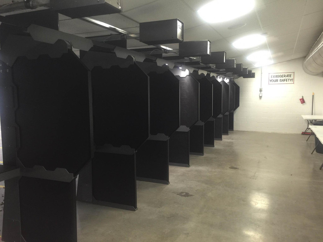 Family Armory & Indoor Range-米德兰必去景点