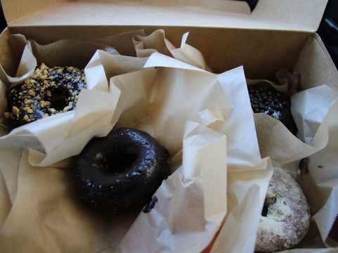 Blue Star Donuts主图