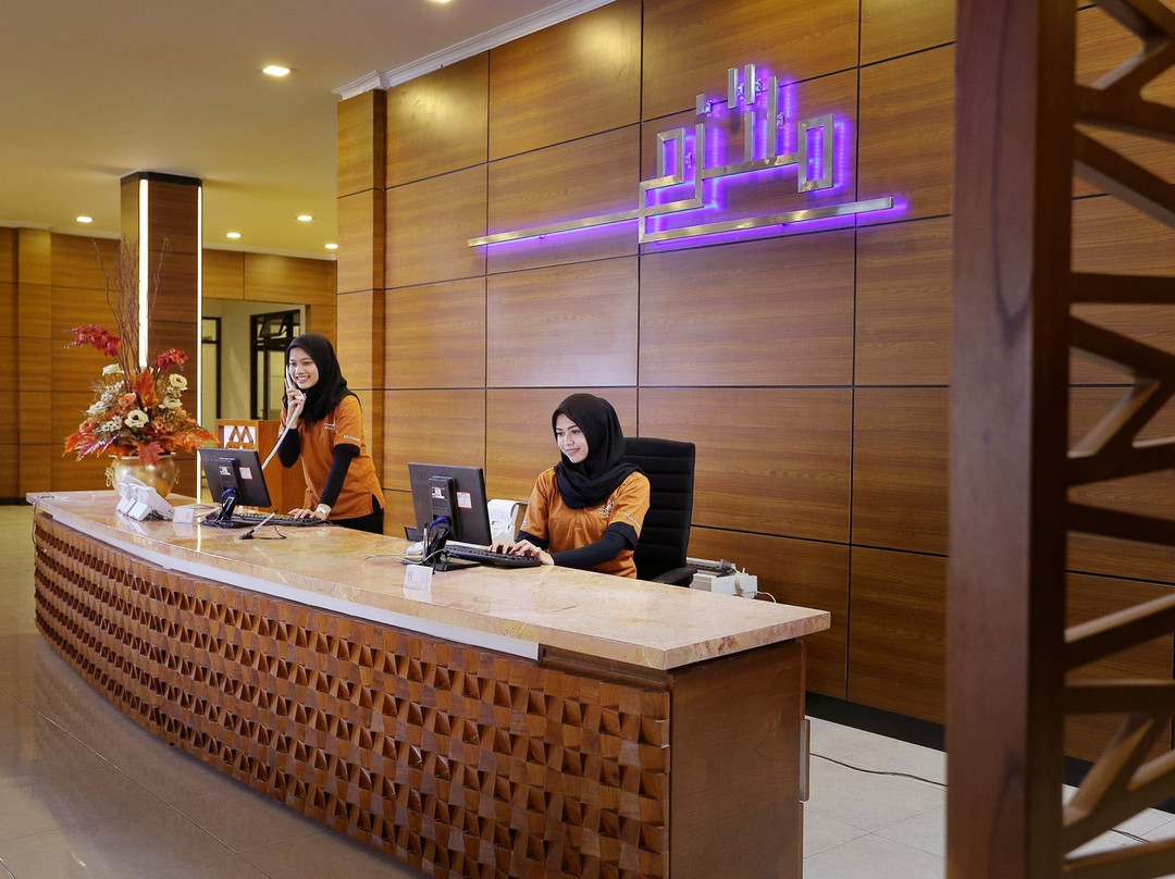 Multazam Hotel Solo主图