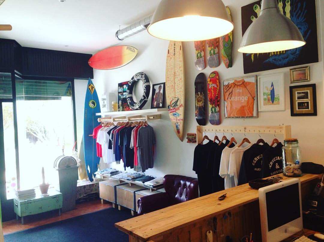 La Conservera del Surf-比戈必去景点