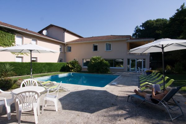 Le Clos Nicolas-泳池