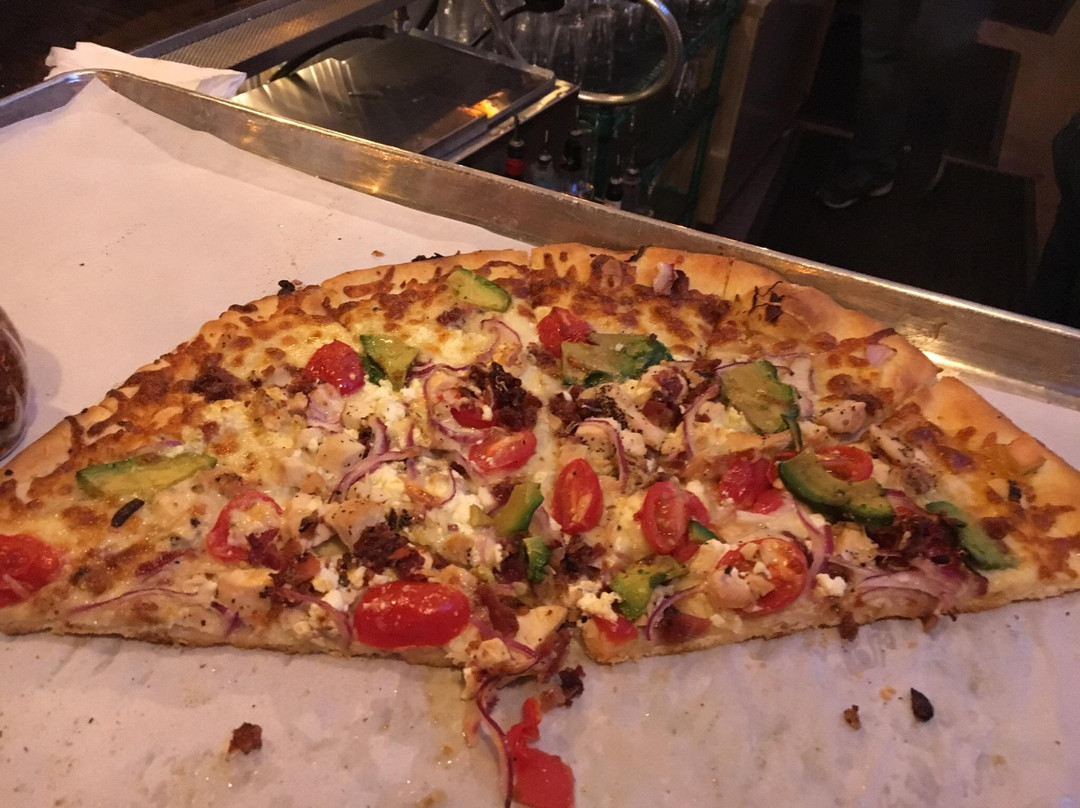 锡达拉皮兹餐馆和美食-Need Pizzeria