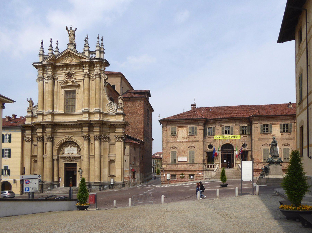Chiesa di S. Andrea Apostolo-Bra必去景点