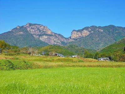 Mukabaki Falls-延冈市必去景点