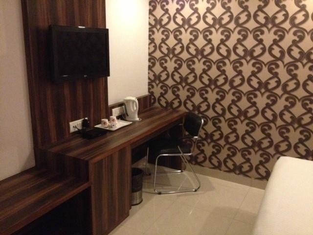 Hotel Ashoka International主图