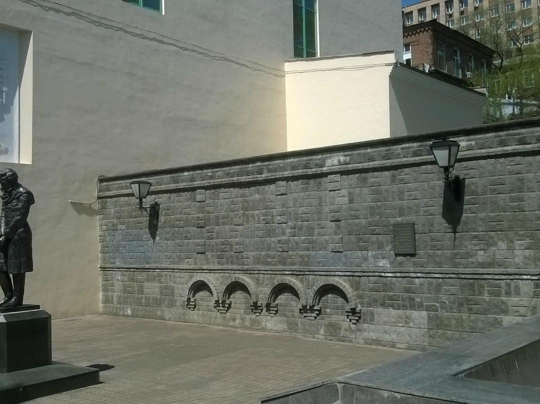 Pushkin Statue-海参崴必去景点