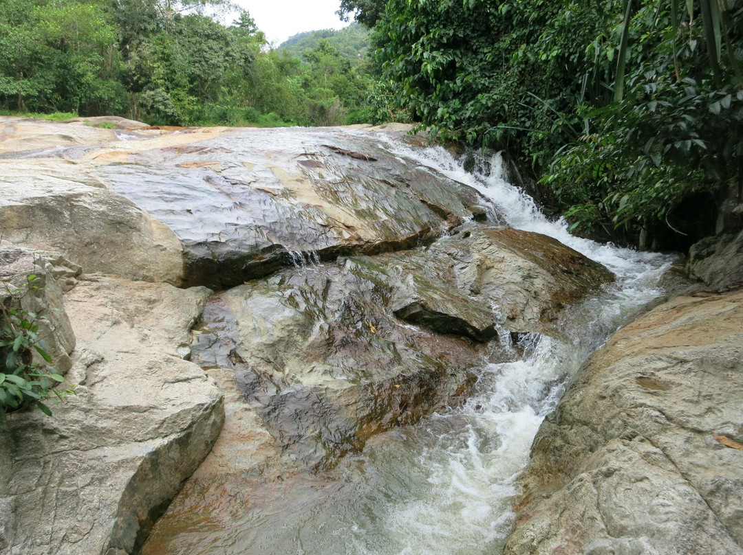 Lat Wanorn Waterfall-利巴诺伊必去景点
