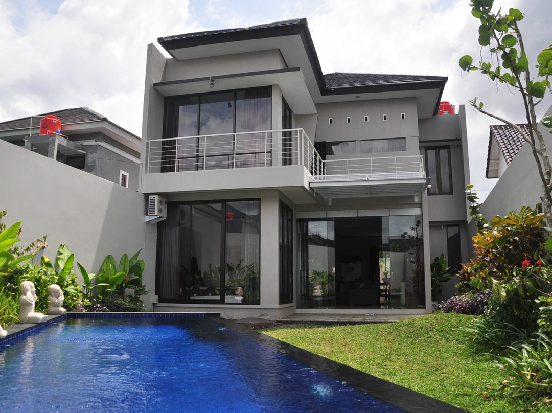 Villa Lavender Yogyakarta