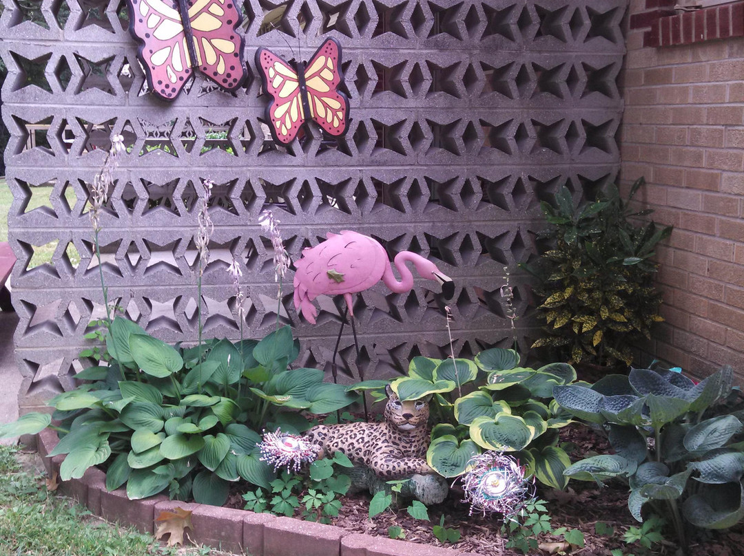 Arthur Murray's Motel主图