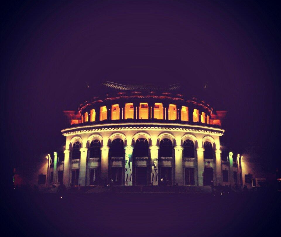 The Armenian National Academic Theater of Opera and Ballet named after Alexander Spendiaryan-埃里温必去景点