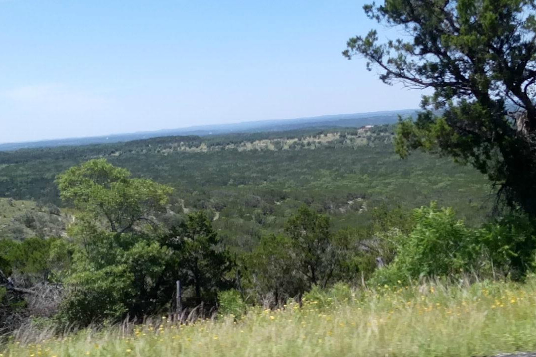 Devil's Backbone Scenic Drive-Wimberley必去景点