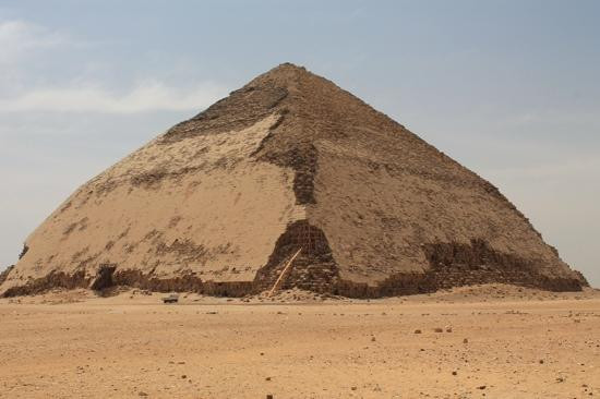 Pyramids of Dahshour-吉萨必去景点
