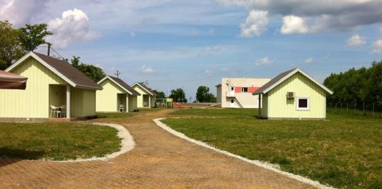 Valaste Guest House And Camping