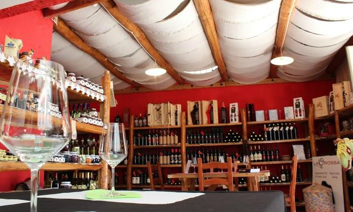 Mamoiada餐馆和美食-La Rossa Enoteca