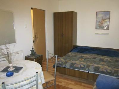 Rooms & Apartments Semic主图