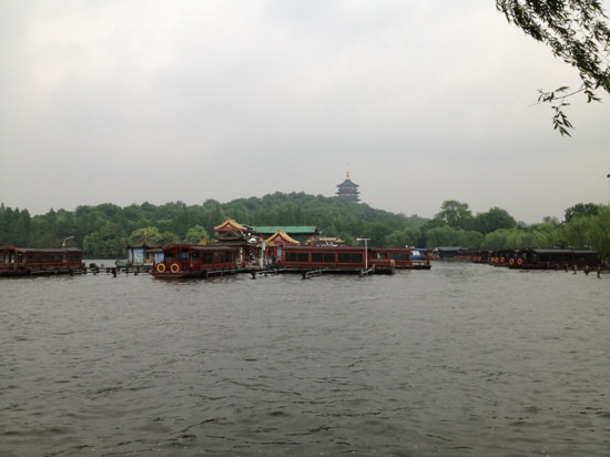 雷峰塔景点图片