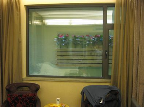 山东舜和国际酒店（济南西站山东国际会展中心店）主图