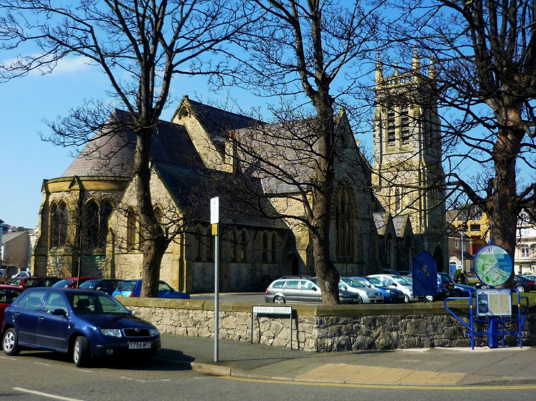 Holy Trinity Church景点图片