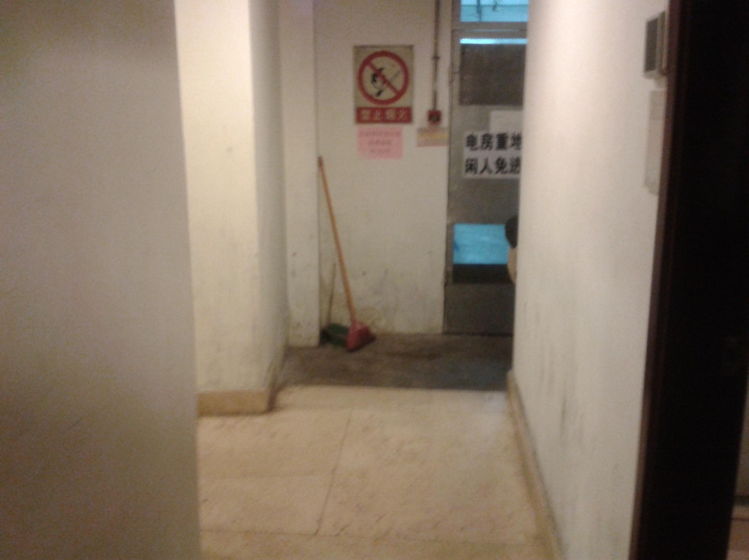 威力斯酒店主图