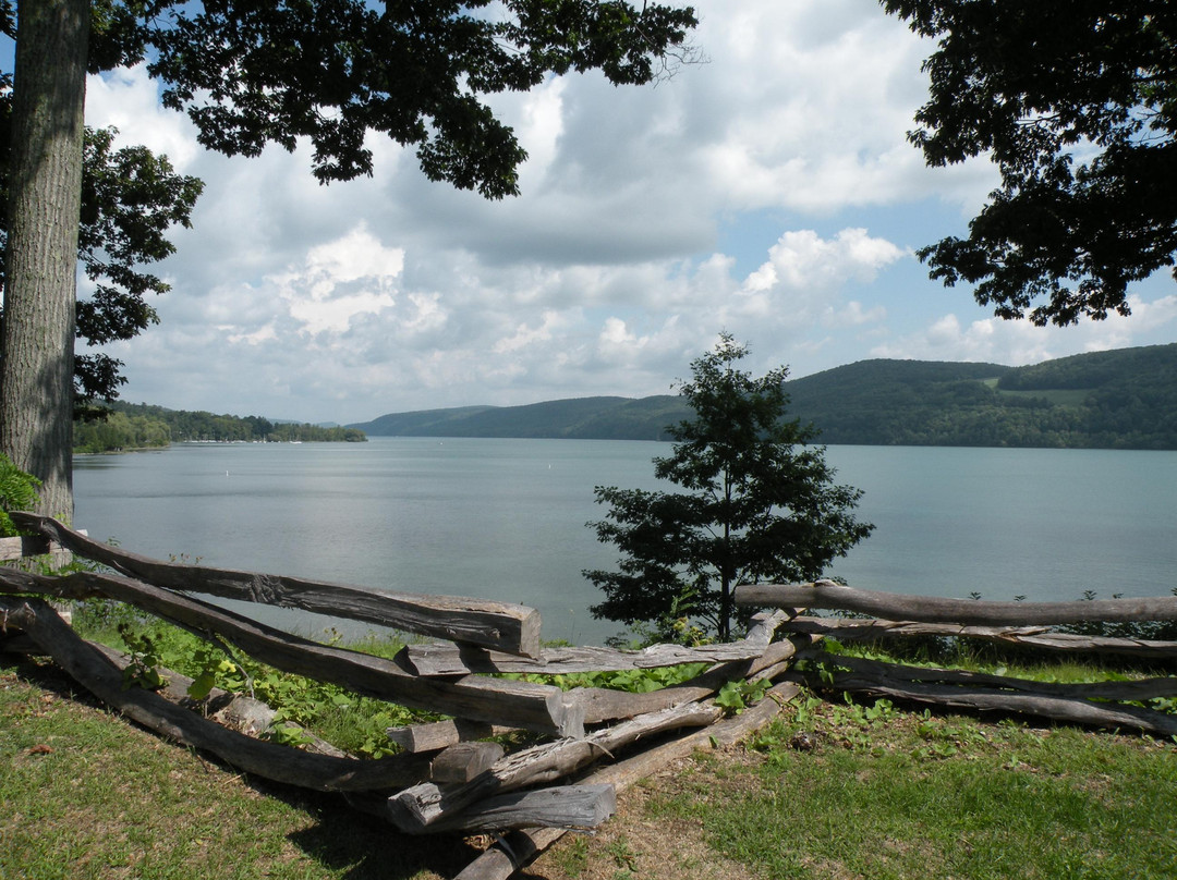 Otsego Lake景点图片