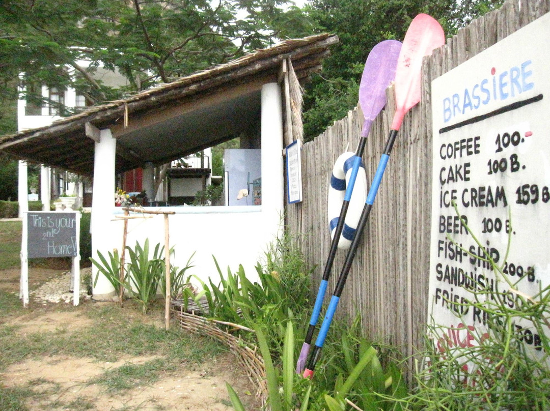 胸罩海滩酒店