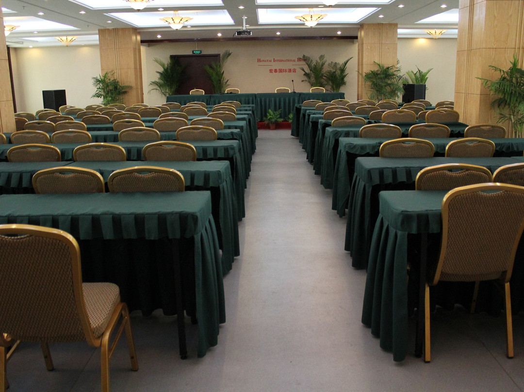 吉安宏泰酒店主图