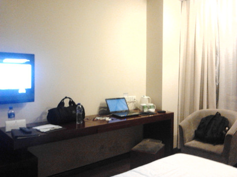 格林豪泰(天津天泰路地铁站天津之眼店)主图