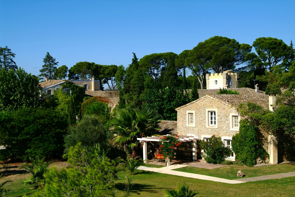 Chateau les Sacristains