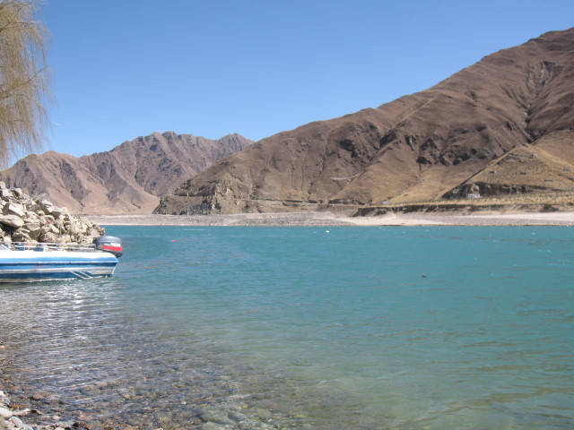 拉萨河沼泽湿地景点图片