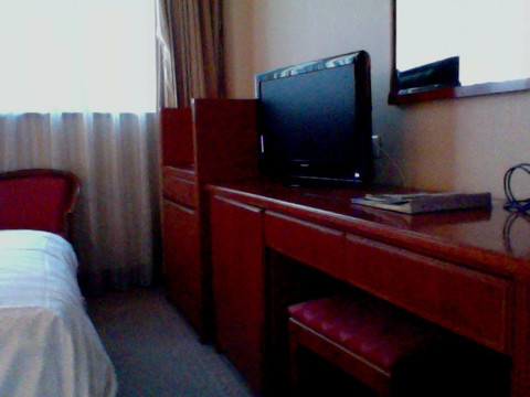 上海由由大酒店（仁济东院塘桥地铁站店）主图