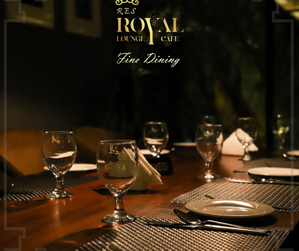 R.E.S Royal Lounge