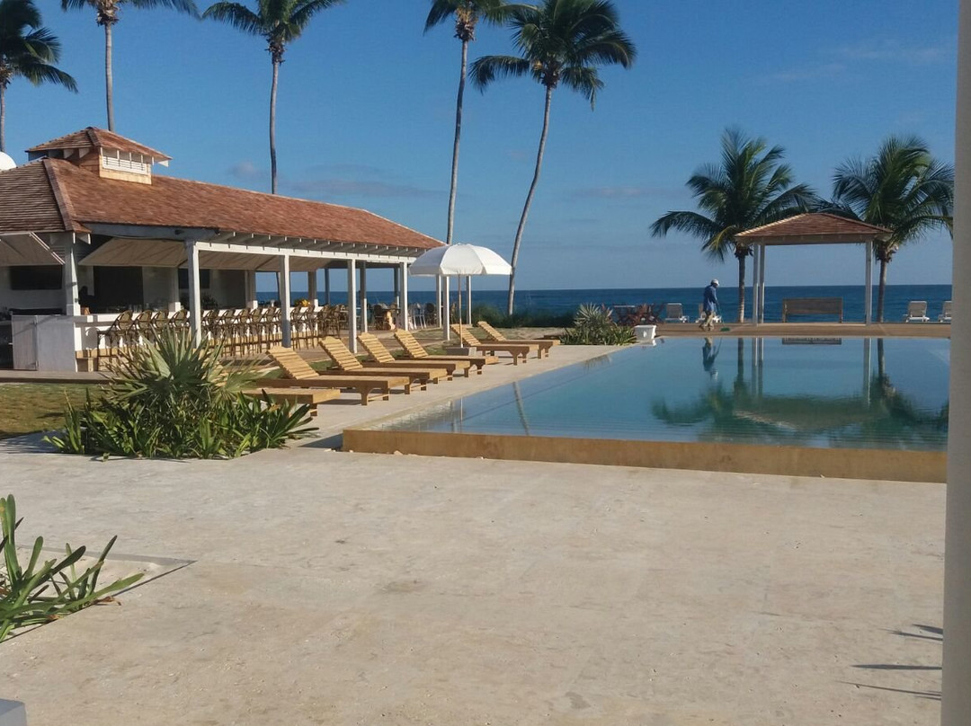 Governor's Harbour餐馆和美食-La Bougainvillea